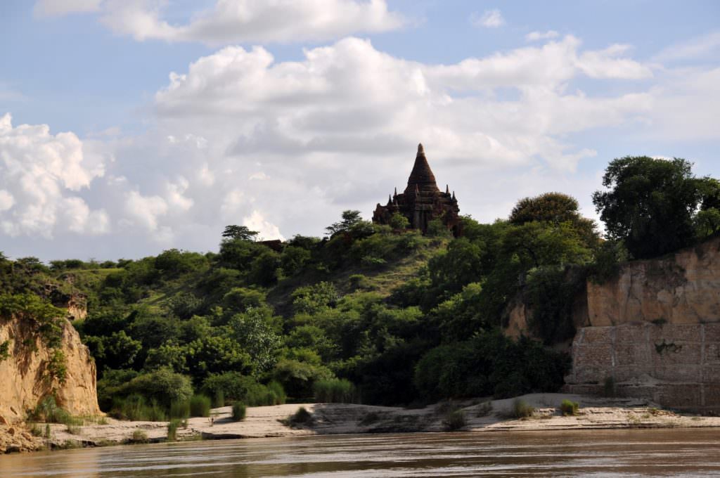 Camino a Bagan