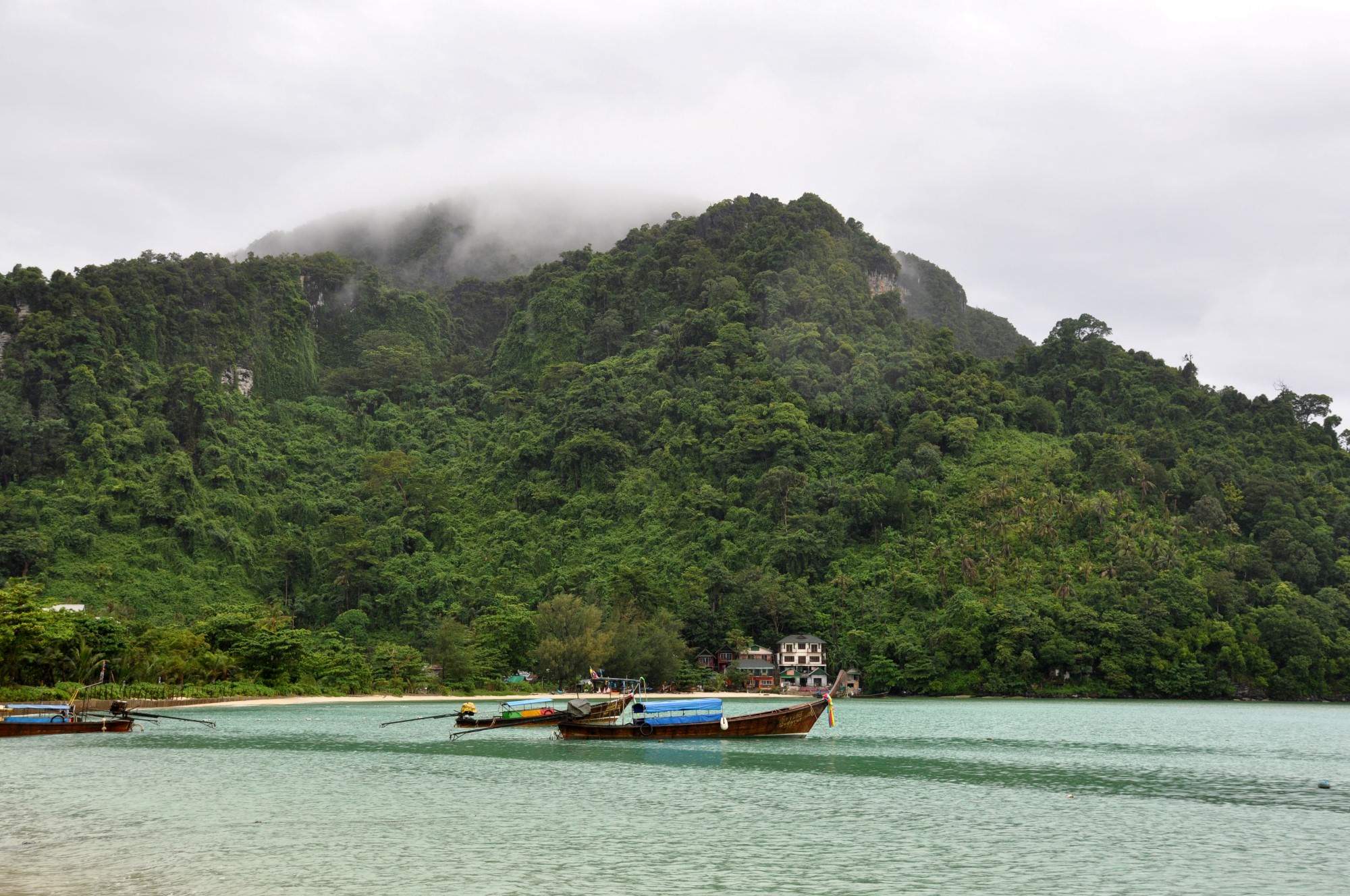 Ko phi phi