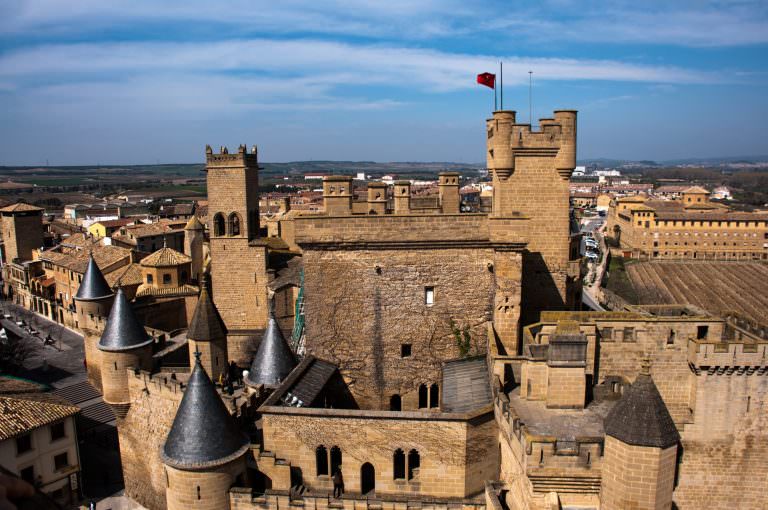 Lee más sobre el artículo Navarra Medieval – Palacio de Olite