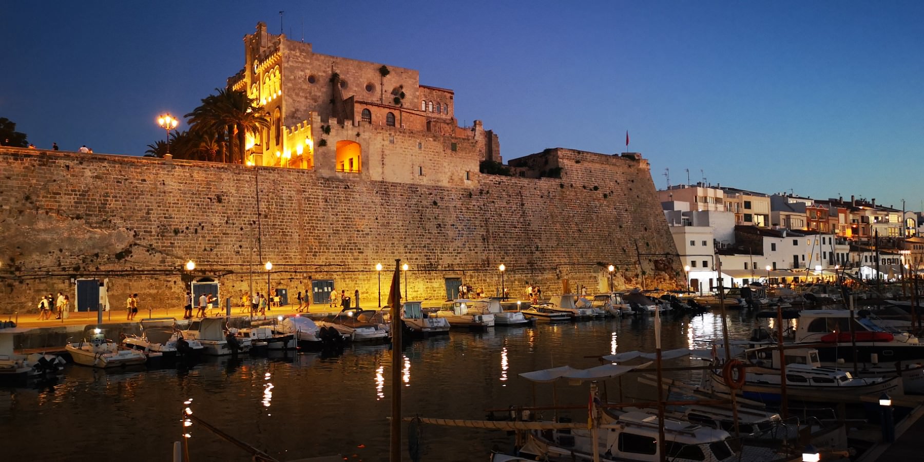 En este momento estás viendo Menorca – visitando Maó y Ciutadella