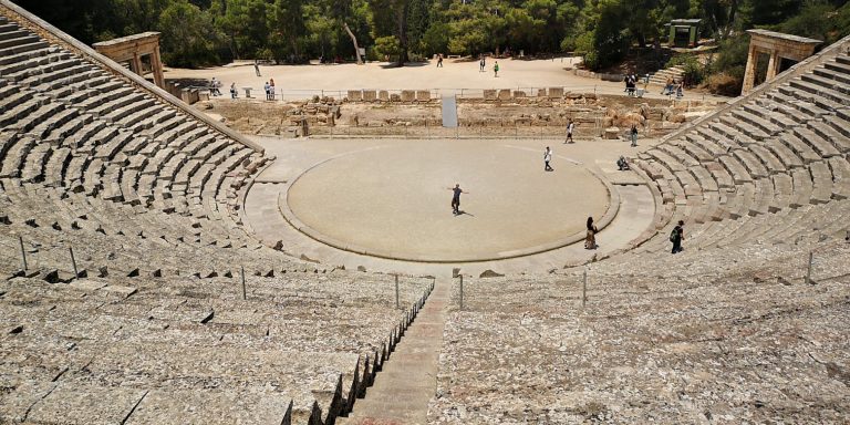 Lee más sobre el artículo Epidauro y su espectacular teatro