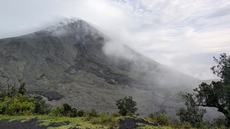 Lee más sobre el artículo Subida al Volcán Pacaya, un clásico desde Antigua